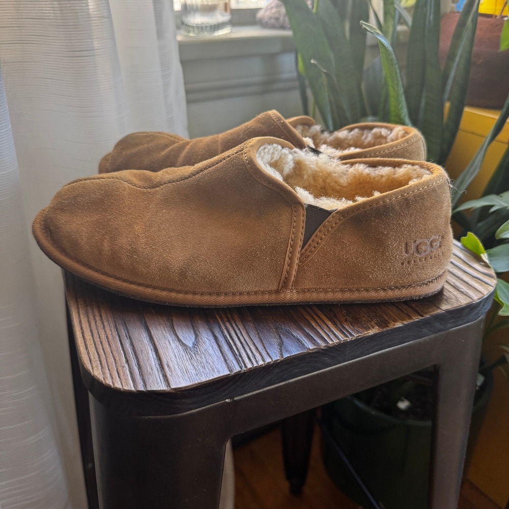 UGG Australia Romeo 5112 Mens Suede Sheepskin Slippers‎ Chestnut Brown Size 11